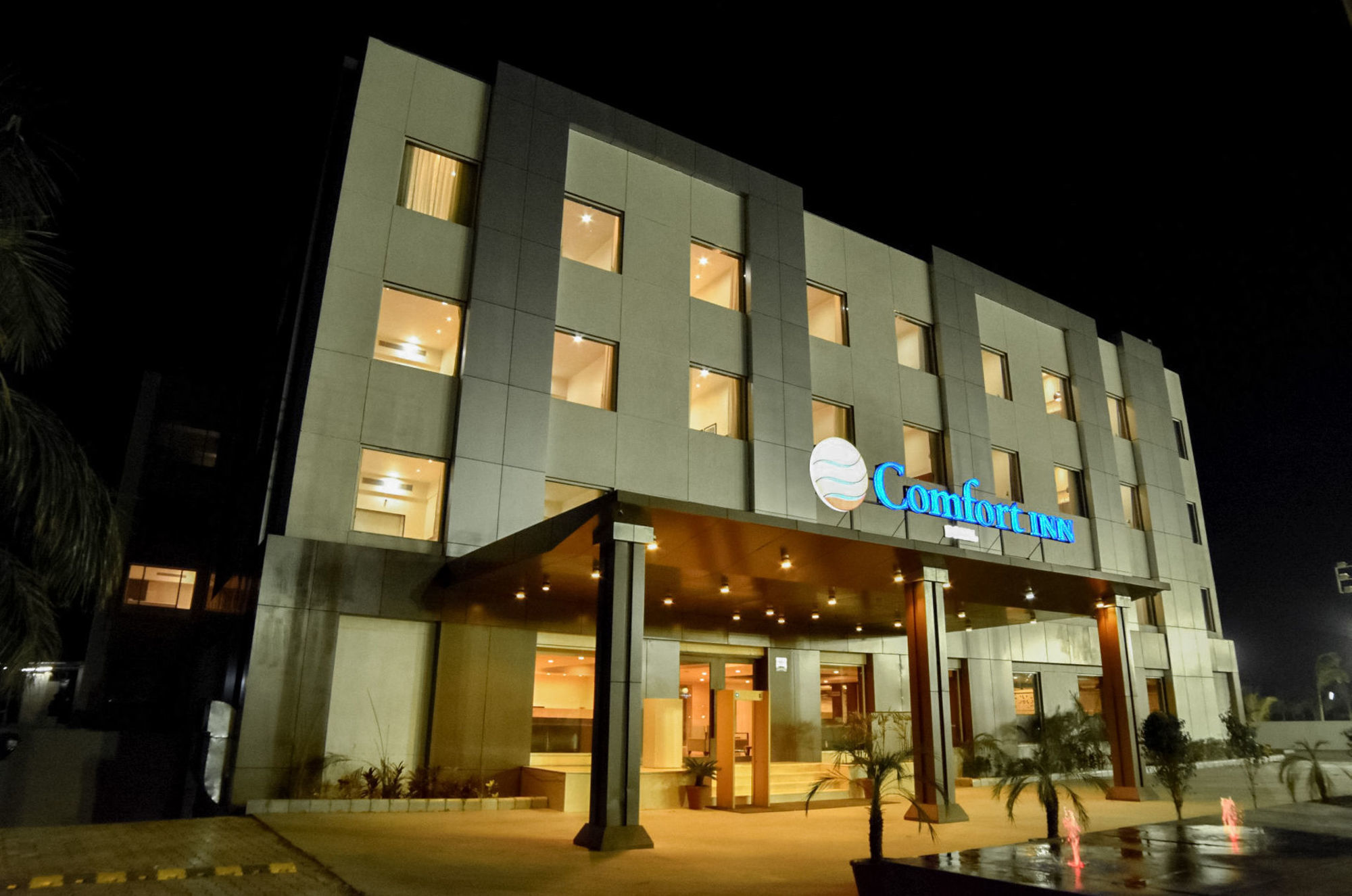 Comfort Inn Donil Vadodara Exterior photo